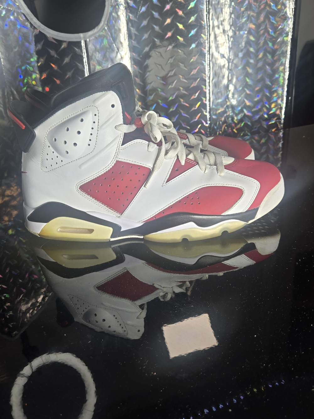 Size 12 - Jordan 6 Retro OG Mid Carmine